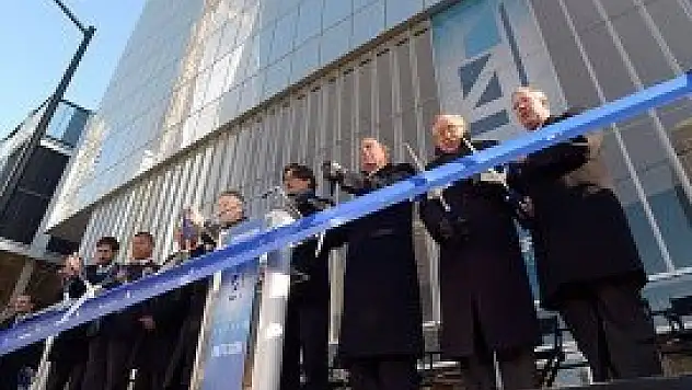 Dünya Ticaret Merkezi'nin 4 numarası hizmete girdi