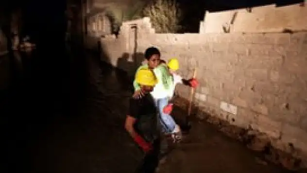 Gazze'de onlarca ev kanalizasyon suları altında