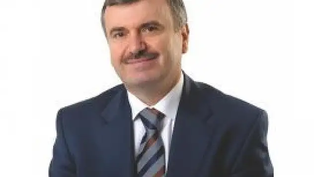 Tahir Akyürek zirvede yer aldı