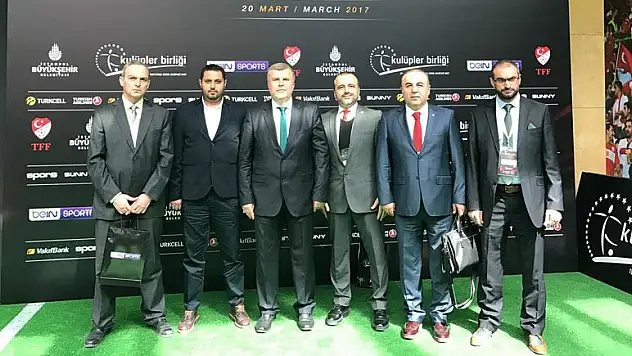 Konyaspor yönetimi, Futbol Zirvesi'ne gitti