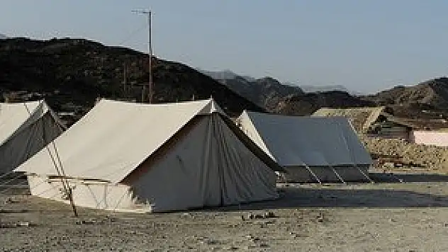 Pakistan'da 5.2 büyüklüğünde deprem