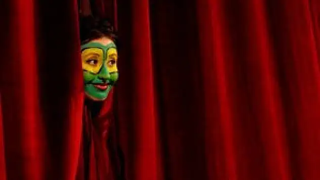 Bakanlıktan özel tiyatrolara rekor destek