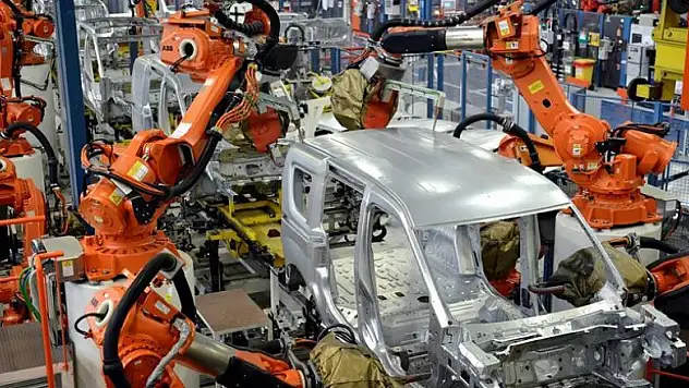 'Robotlar İngilizlerin yüzde 30'unu işinden edebilir'