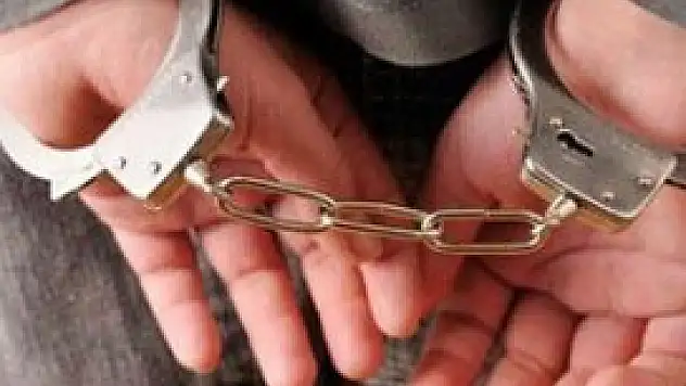 Fuhuş operasyonuna 17 tutuklama