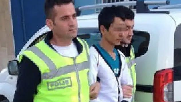 Çaldığı telefonu eniştesine hediye etmiş