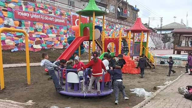 Seydişehir'de, çocuklara oyun parkları