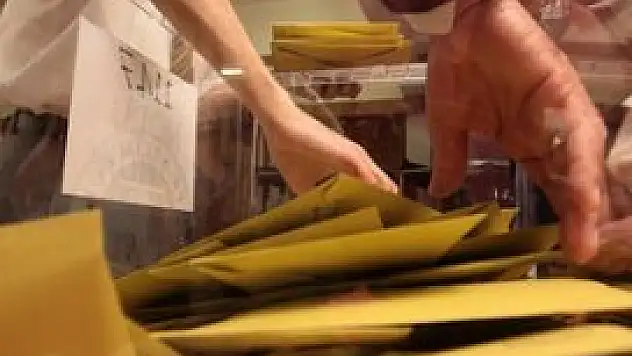 Türk seçmenler için Almanya'da sandık hazırlığı