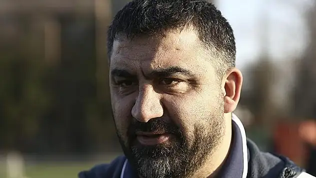 Ümit Özat'tan seyircisiz maç tepkisi!