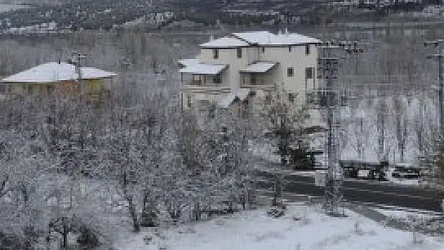 Konya'ya mevsimin ilk karı yağdı