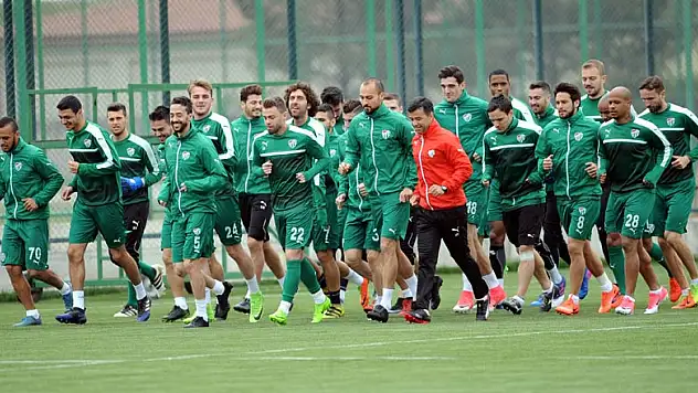 Bursaspor, Konyaspor'a hazır