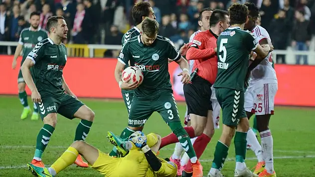 Konyaspor, kupa biletlerini satışa çıkardı