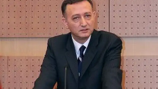 Türkiye'nin öğreneceği hiç bir husus yoktur!