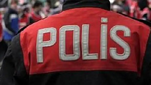 20 Bin lira değerinde altın ve mücevher çaldı