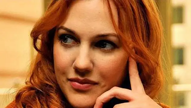 Ünlü oyuncu Meryem Uzerli'den ezan paylaşımı