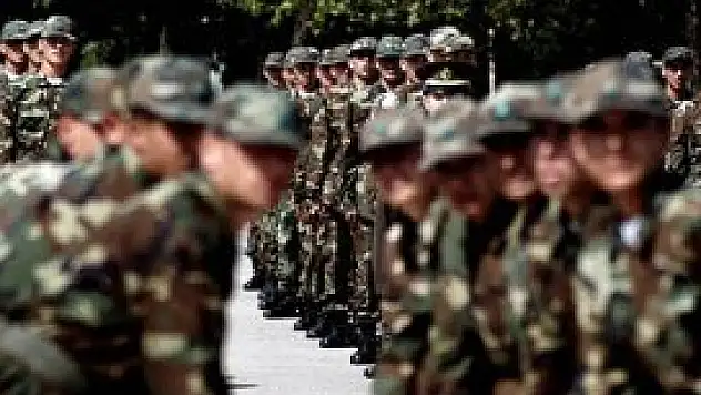 Bedelli yaşı düşüyor!