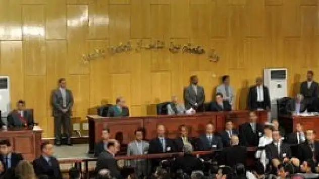 Mahkeme hapis cezalarını kaldırmadı