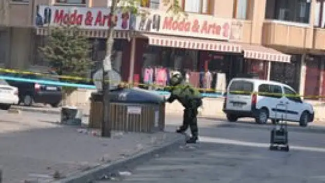 Şüpheli paket fünyeyle patlatıldı