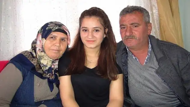 17 yaşındaki kızın hastalığına teşhis konulamadı