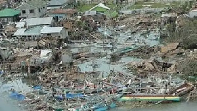 Haiyan tayfununda ölü sayısı 5.000'in üzerinde