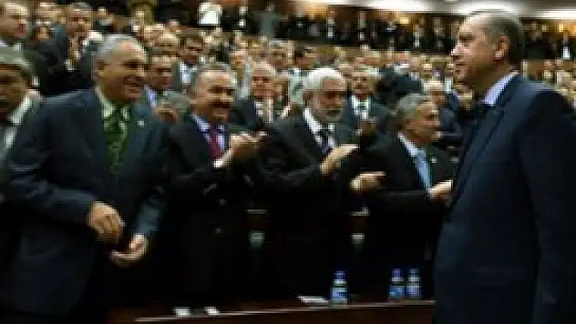 AK Parti'de 3 vekile 'dershane' uyarısı!