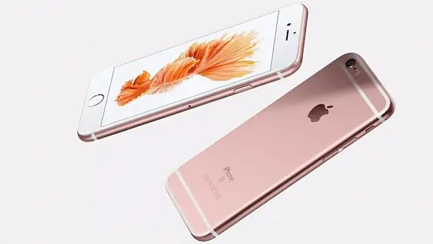 Kendi iPhonu'nu yaptı!