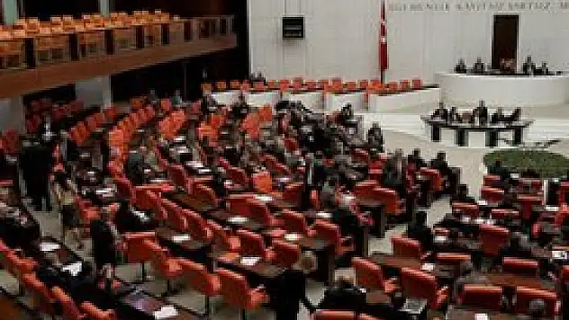   Meclis sosyal medyadan takip ediliyor