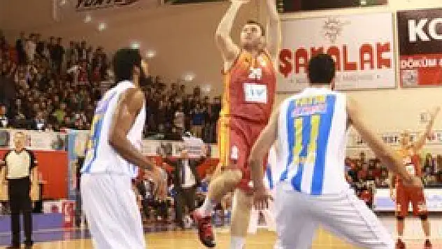 Torku Selçuk farklı kaybetti