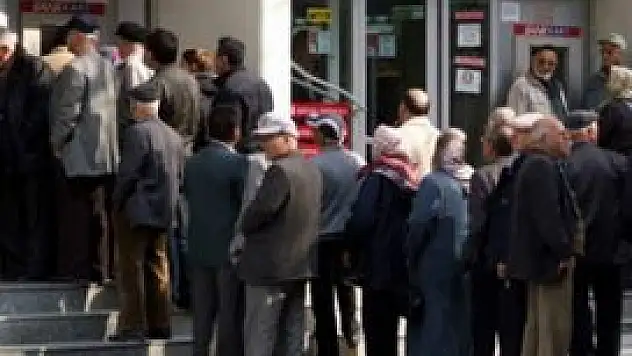 1.9 milyon memur emeklisine çifte müjde