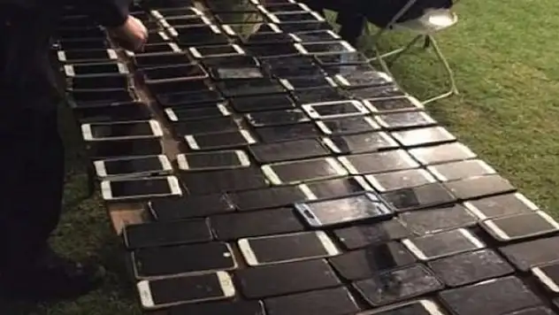 130 telefon çaldı, iPhone'dan kaçamadı