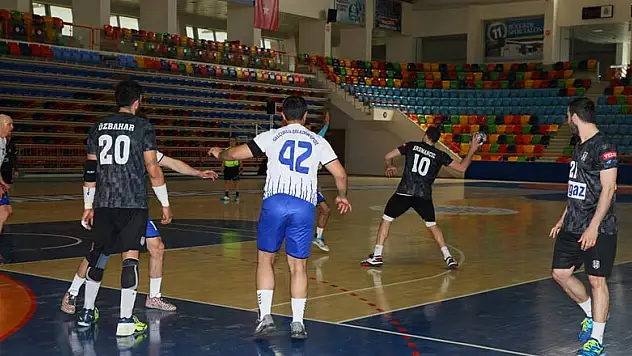 Selçuklu, hentbolda prestij maçında