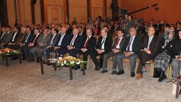   Konya'da Ak Partili aday adayları buluştu