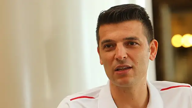 Yarı final maçını Öztürk yönetecek