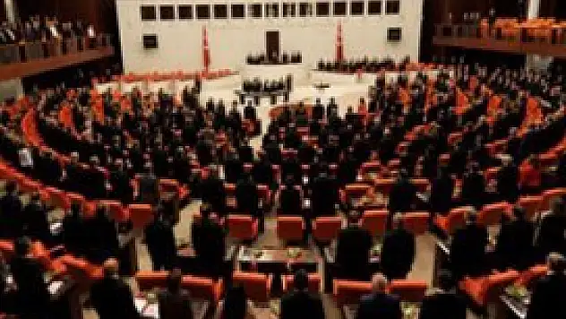 Milletvekili odasında şok eden kavga!