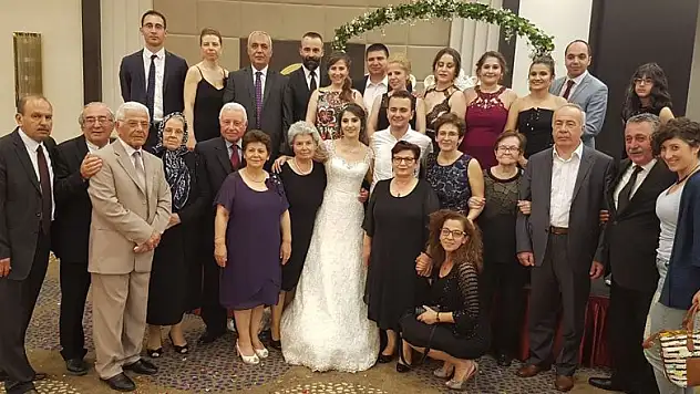 Dügencili ve Ölmez ailelerinin mutlu günü