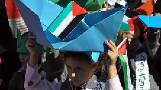 Gazzeli çocukların abluka eylemi