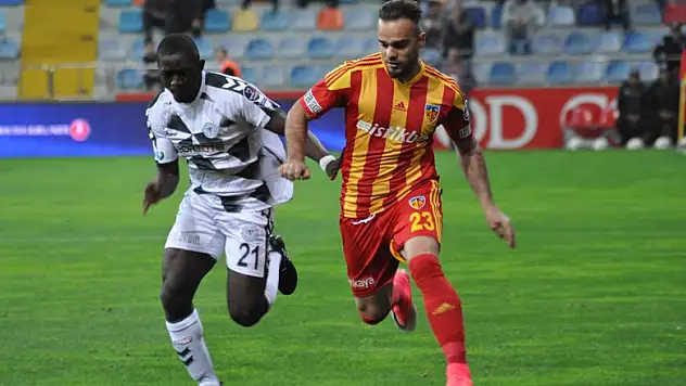 Atiker Konyaspor'a bir darbe de Kayserispor'dan!