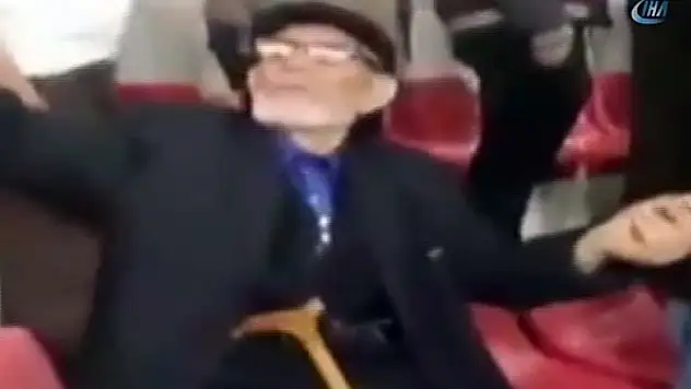 Kayserispor'un Konyaspor galibiyeti, dedeyi kendinden geçirdi!