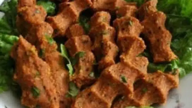 Çiğ köftedeki risk