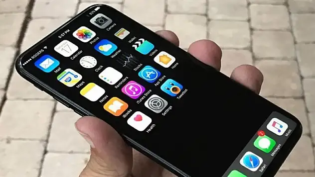 3 yeni iPhone gün yüzüne çıktı