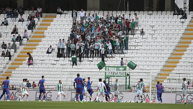 Konyaspor taraftarı maça gelmedi