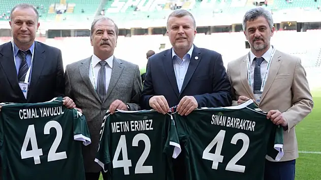 Konyaspor'dan efsanelere vefa