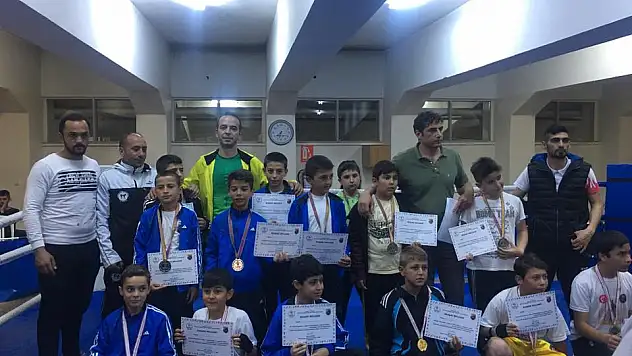Seydişehir Belediyespor MuayThai Takımı Konya'da Yine Şampiyon