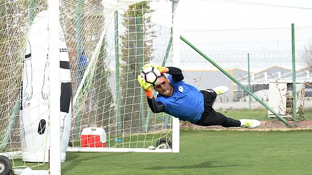 Abdülaziz, kendine güveniyor!