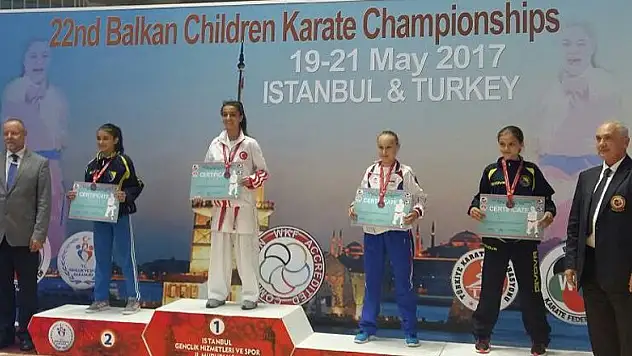 Nisa Nur Apalak Balkan Şampiyonu oldu