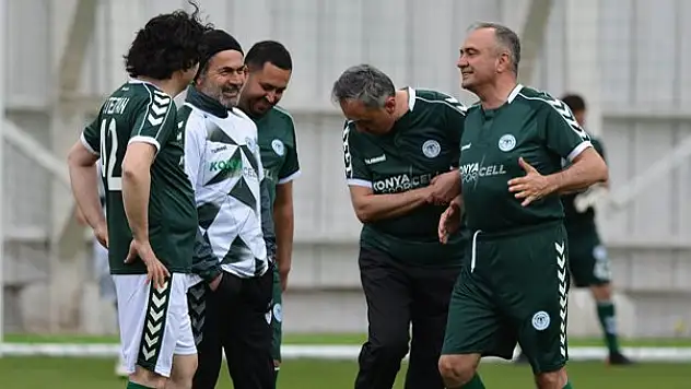 Konyaspor, şehir protokolüyle maç yaptı
