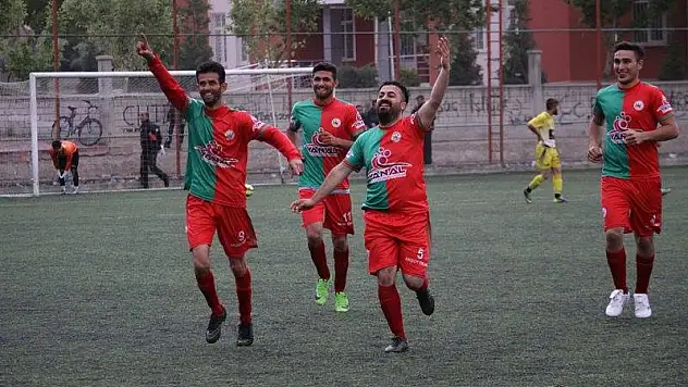 Gölyazı, 1. Amatör'e yükseldi