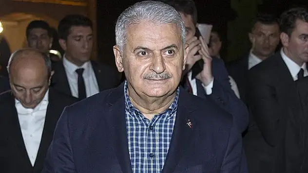 Başbakan Yıldırım teravih namazını kıldı