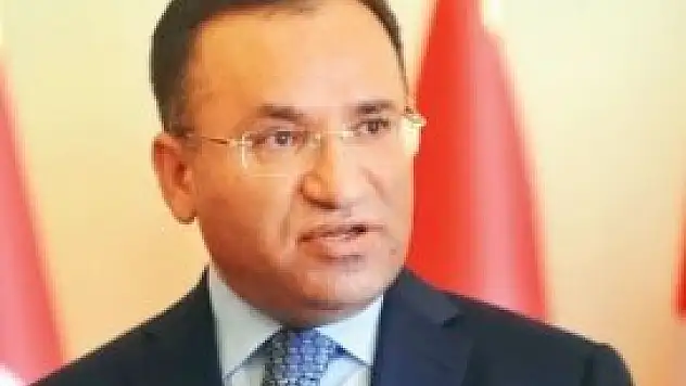 O'na siyaset yolu kapalı!