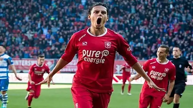 Enes Ünal, Manchester City'den Villarreal'e transfer oldu