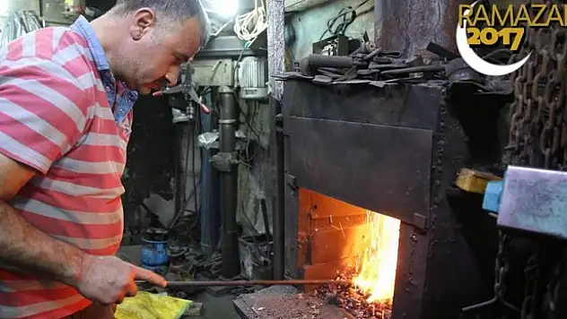 İftara kadar kavurucu sıcakta mesai